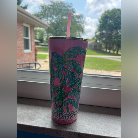 Lilly pulitzer straw tumbler, like new - Picture 2 of 4